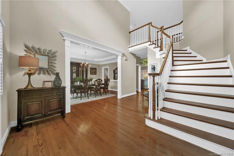 1030 Elizabeth Manor Ct, Matthews, NC 28105