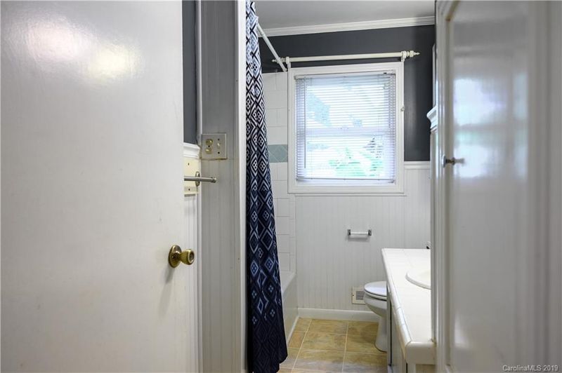 26 Rollingwood Dr, Concord, NC 28025