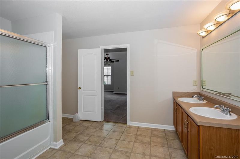 696 Shellbark Dr, Concord, NC 28025