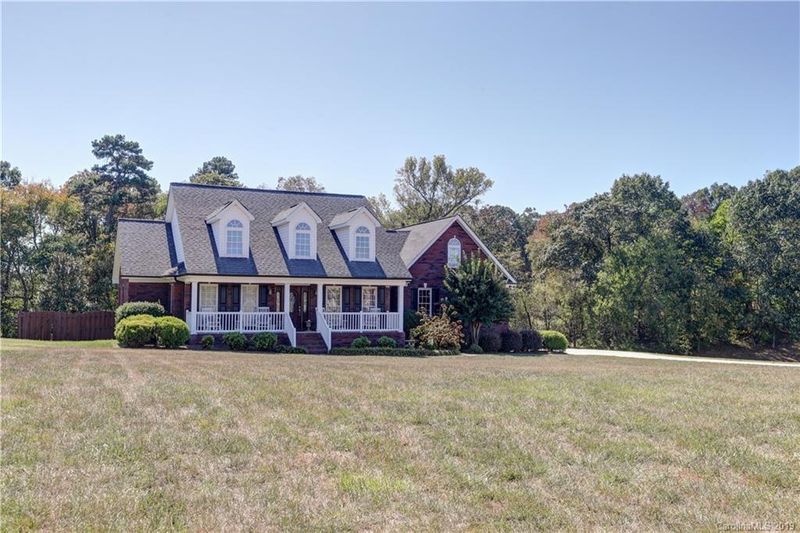 4023 Cheshire Glen Dr, Monroe, NC 28110