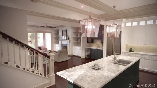 1202 Kings Dr S, Charlotte, NC 28207