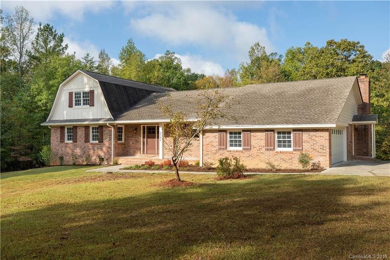 2586 Riverfork Rd, Clover, SC 29710