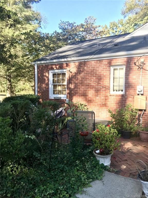2825 Westfield Rd, Charlotte, NC 28209