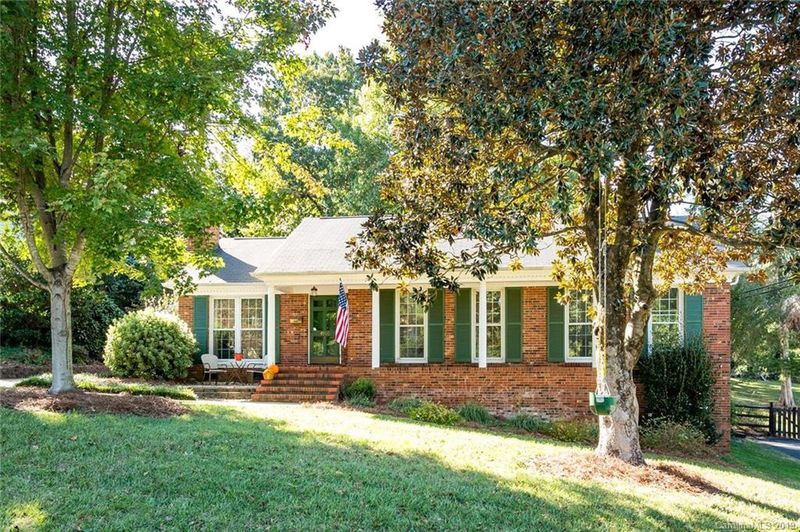 4900 Fairheath Rd, Charlotte, NC 28210