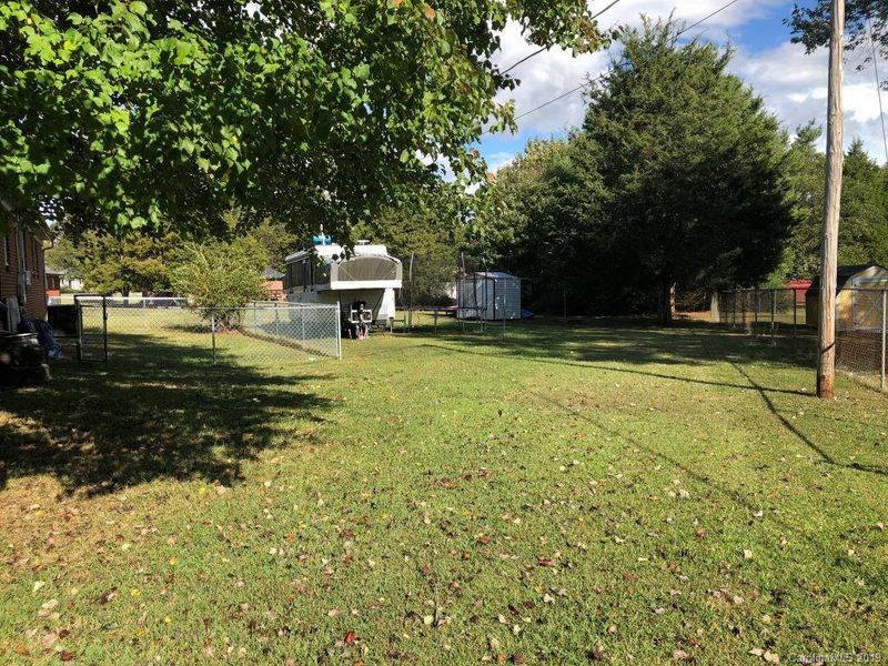 1640 Lenora Cir, Lincolnton, NC 28092