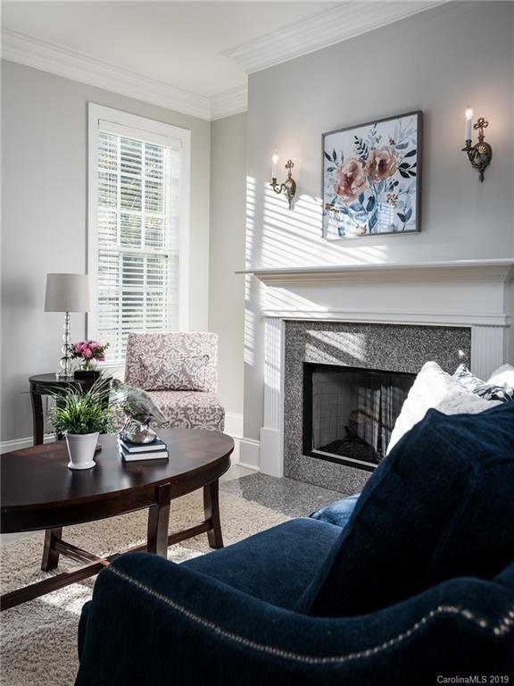 125 St Albans Ln, Davidson, NC 28036