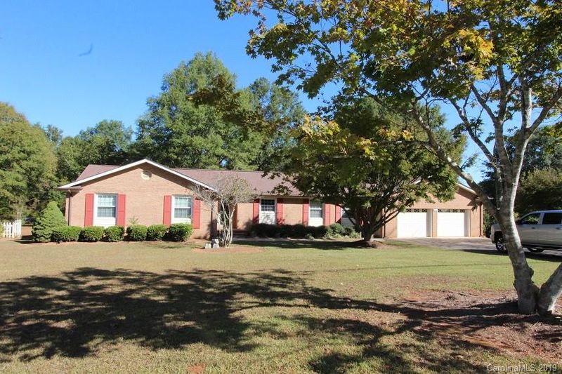945 Hasty Rd, Marshville, NC 28103