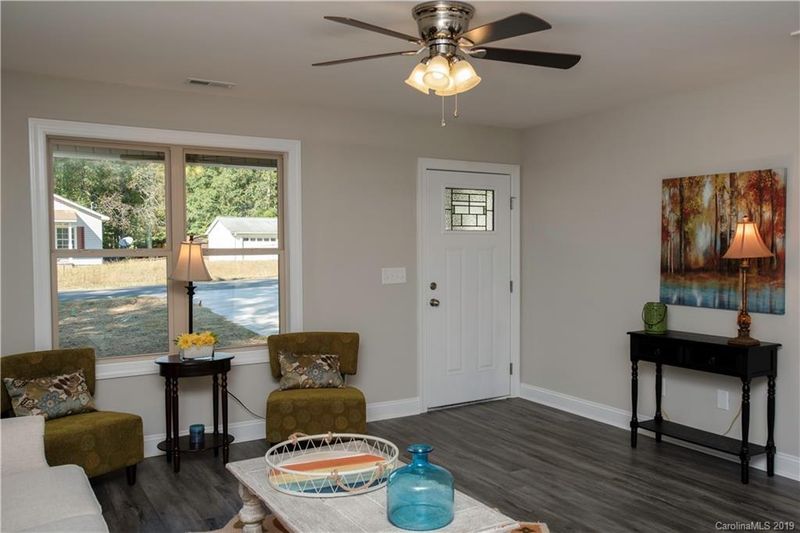 600 Eddleman Rd, Kannapolis, NC 28083