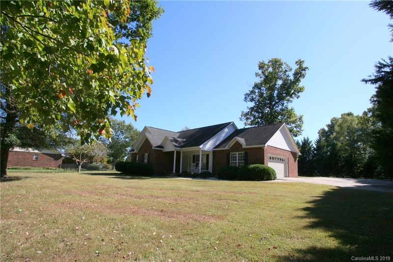 1303 Reflections Dr, Monroe, NC 28112
