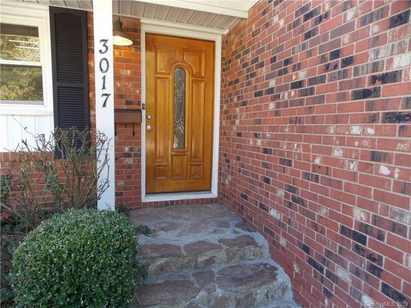 3017 Dalecrest Dr, Charlotte, NC 28269