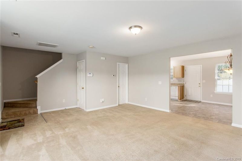 5621 Joshua Ln, Charlotte, NC 28217