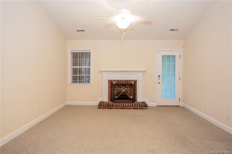 8304 Emily Dr, Harrisburg, NC 28075
