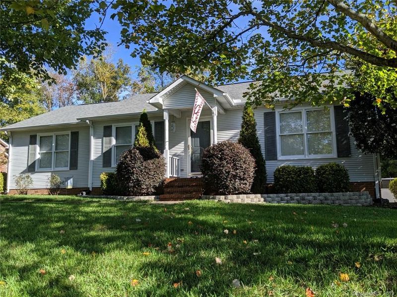 2311 Ellerbe Dr, Kannapolis, NC 28083