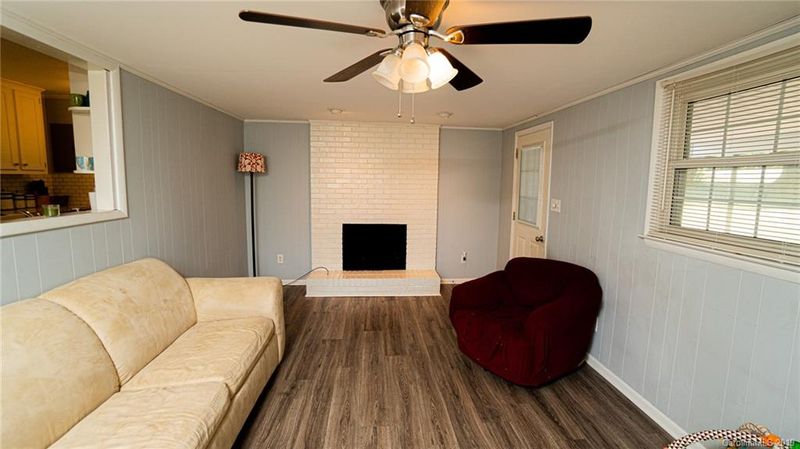 2037 Frye Ave, Newton, NC 28658