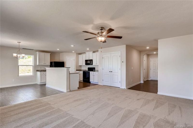 2017 Talbert Ct, Charlotte, NC 28214