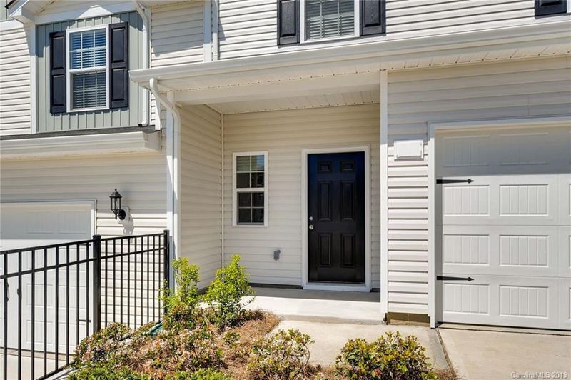 2017 Talbert Ct, Charlotte, NC 28214