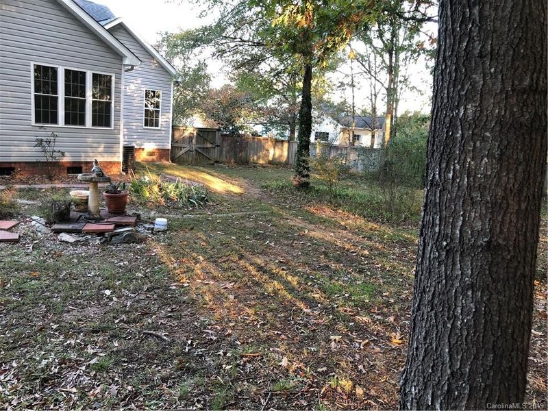 129 Polaris Dr, Wingate, NC 28174