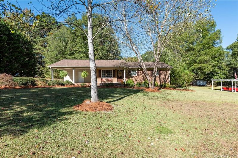 539 Oakhaven Dr, Lancaster, SC 29720