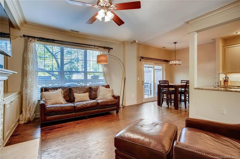 4648 Hunter Crest Ln, Charlotte, NC 28209