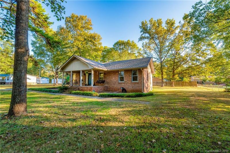 6712 Maness Dr, Indian Trail, NC 28079