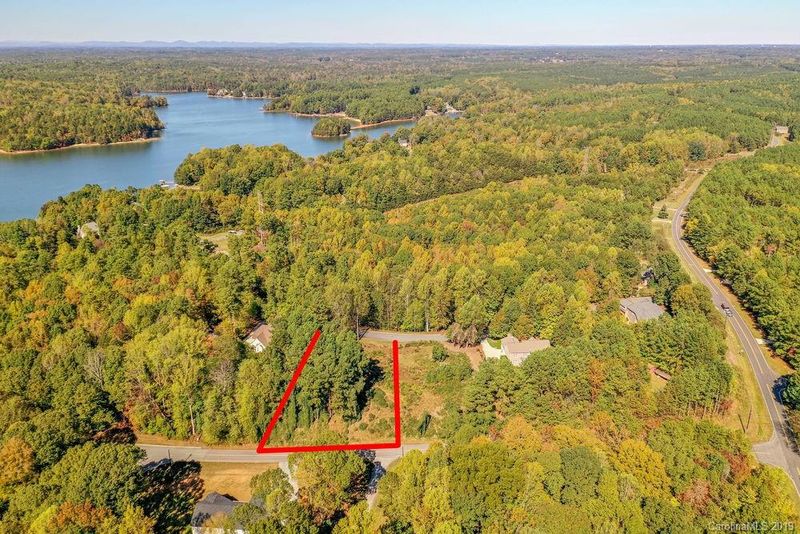 131 Sunset Bay Dr, Troutman, NC 28166