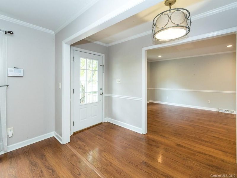 6154 Sharon Acres Rd, Charlotte, NC 28210