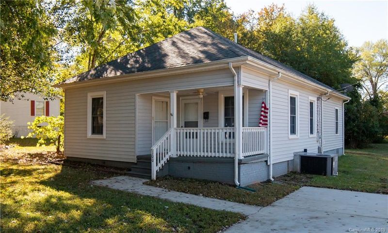 100 Maple St, Clover, SC 29710