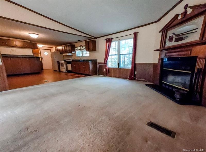 3953 Happy Trl, Lancaster, SC 29720