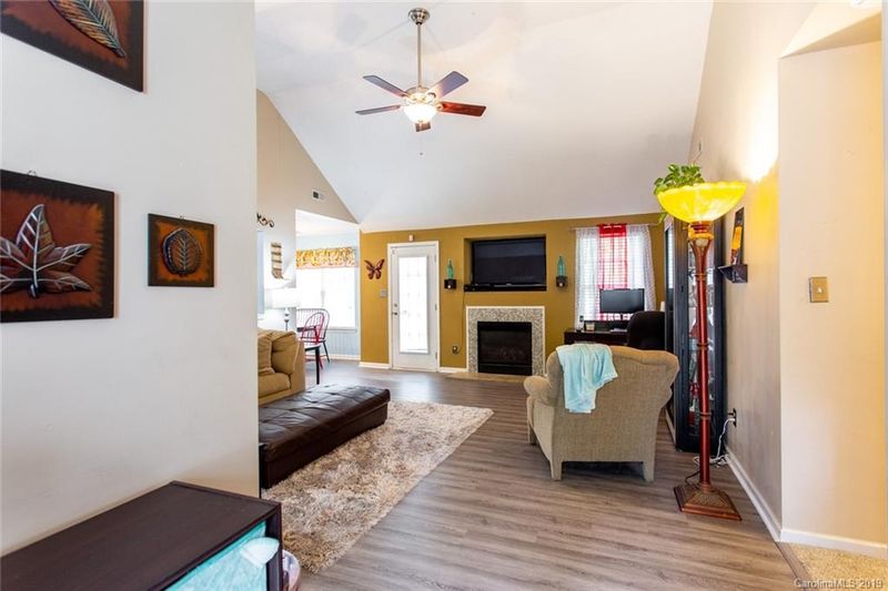 6515 Rain Creek Way, Charlotte, NC 28262