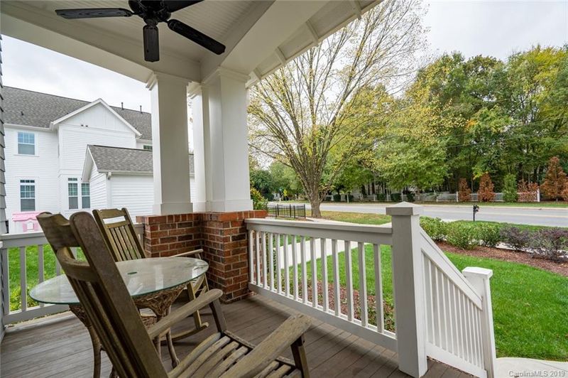 452 Beaty St, Davidson, NC 28036
