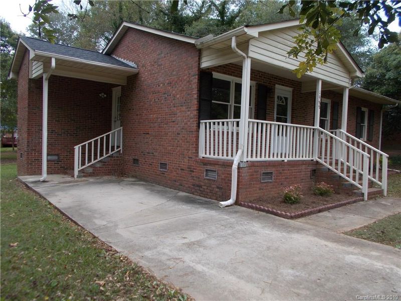 1988 Williams Cir, Lancaster, SC 29720