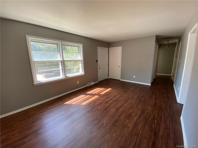 1006 Edgegreen Dr, Charlotte, NC 28217
