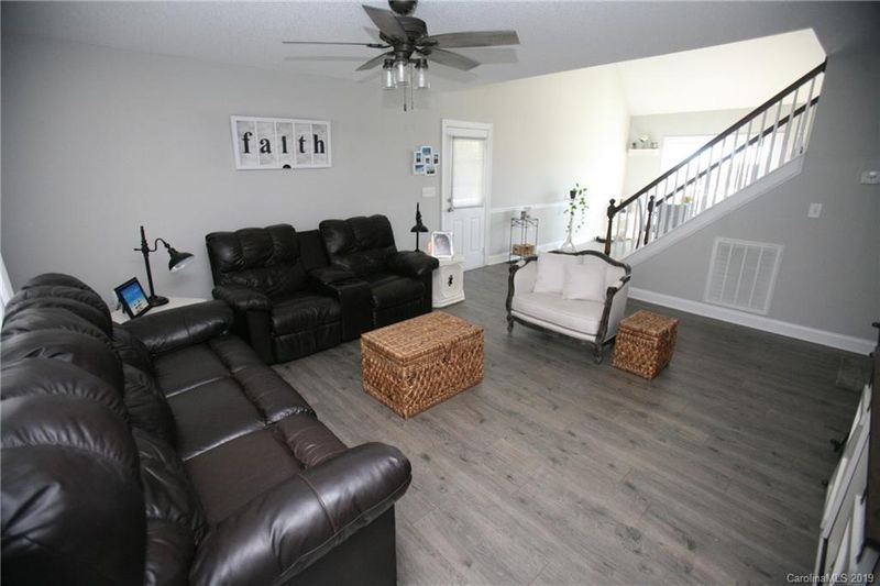 520 Riverglen Dr NW, Concord, NC 28027