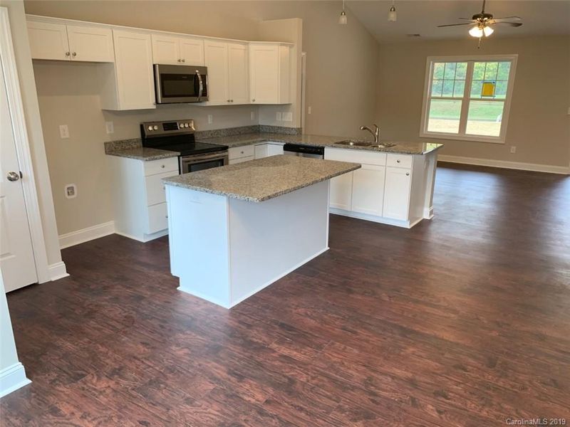 468 Eddleman Rd, Kannapolis, NC 28083