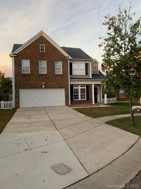 8557 Filbert Ln, Charlotte, NC 28215