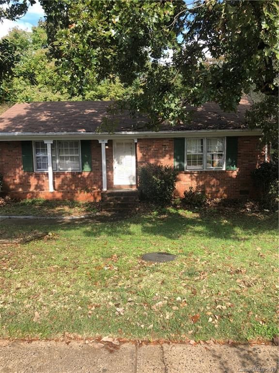 111 Farmhurst Dr, Charlotte, NC 28217
