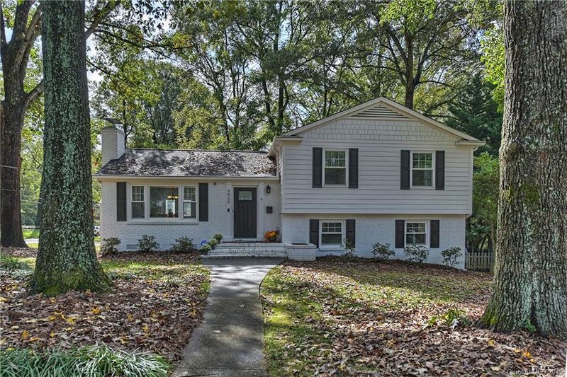3820 Kitley Pl, Charlotte, NC 28210