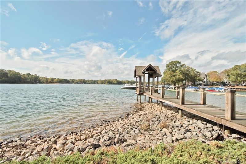 1213 Torrence Cir #14, Davidson, NC 28036