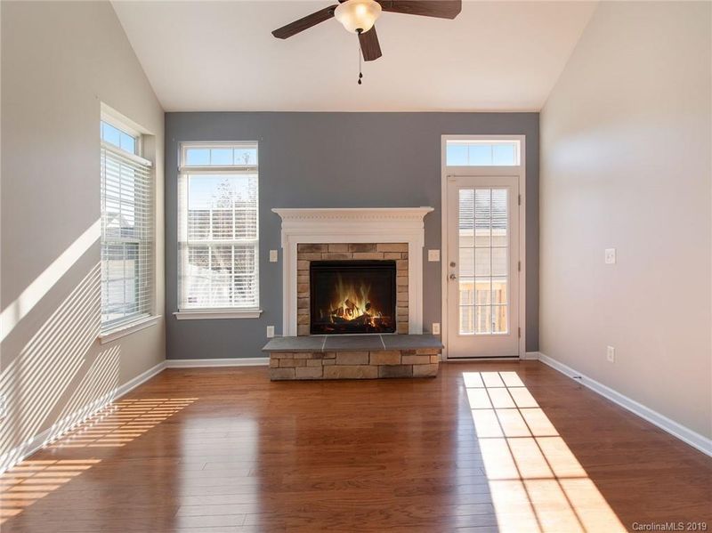 8153 Bridgegate Dr, Huntersville, NC 28078