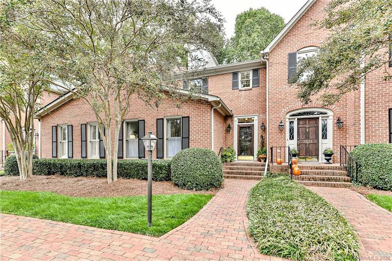 3529 Kylemore Ct, Charlotte, NC 28210