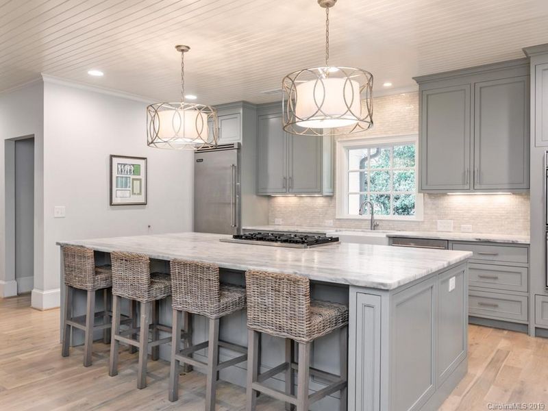 4216 Belknap Rd, Charlotte, NC 28211