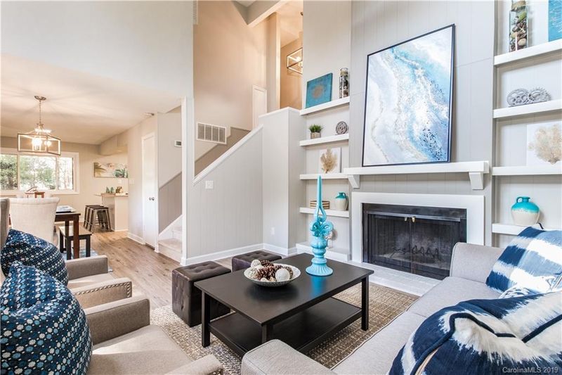 4039 Ivystone Ct, Charlotte, NC 28277