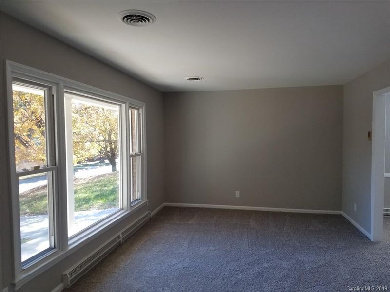 3233 Valley Grove Rd, Charlotte, NC 28227