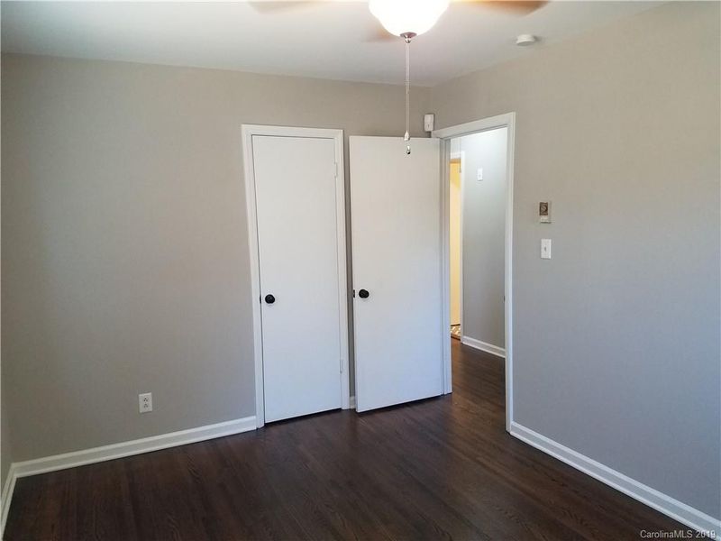 3233 Valley Grove Rd, Charlotte, NC 28227