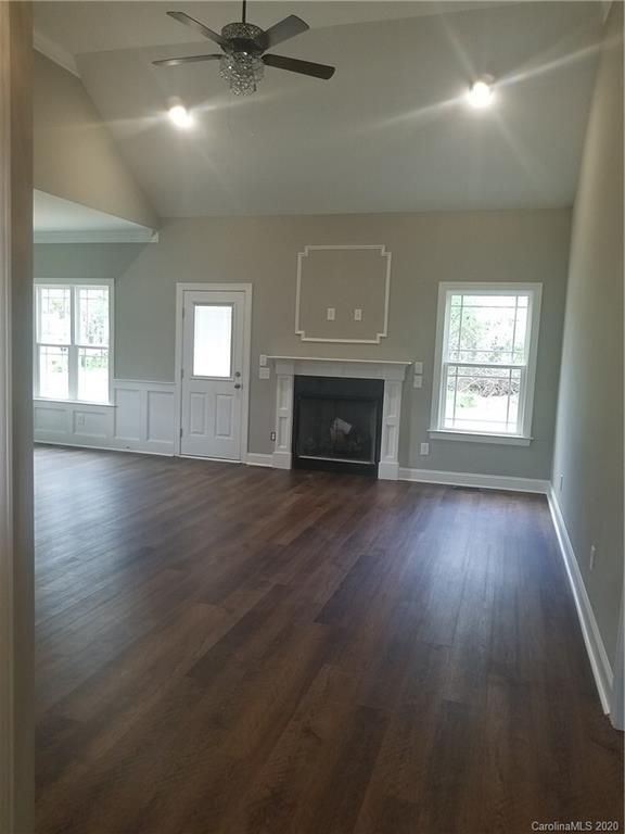 124 Brooks Dr, Stanley, NC 28164