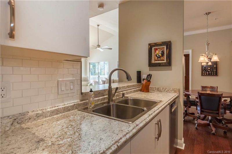 5730 Closeburn Rd #L, Charlotte, NC 28210