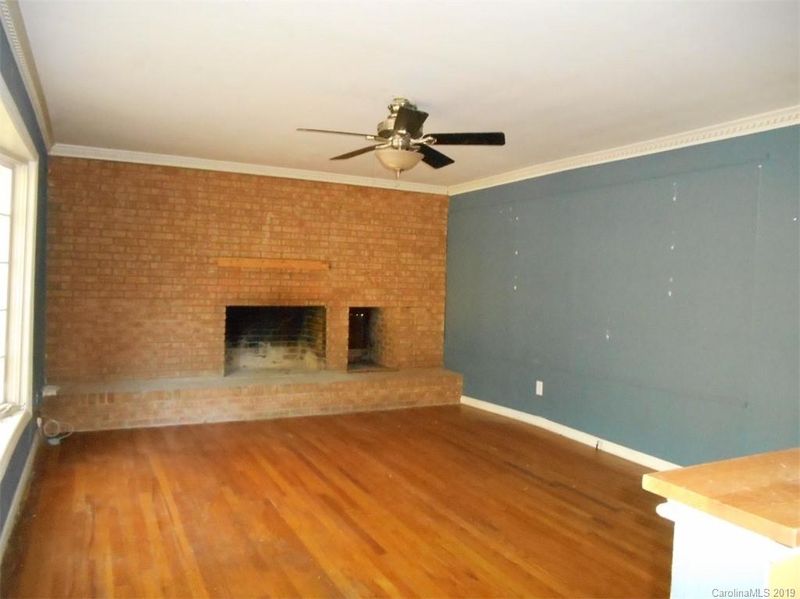 731 W Main Extension, Lincolnton, NC 28092