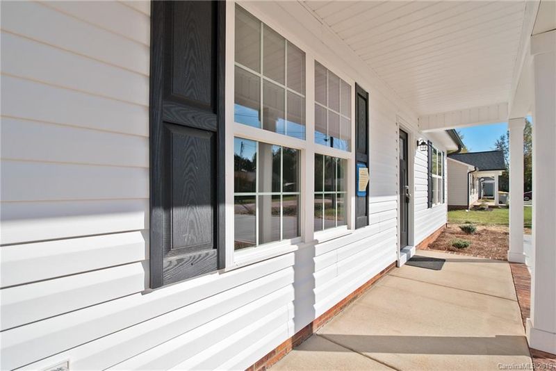 149 Crescent St, Kannapolis, NC 28081