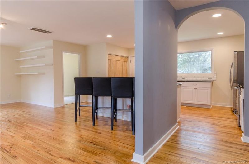 4711 Hartland Cir, Charlotte, NC 28205