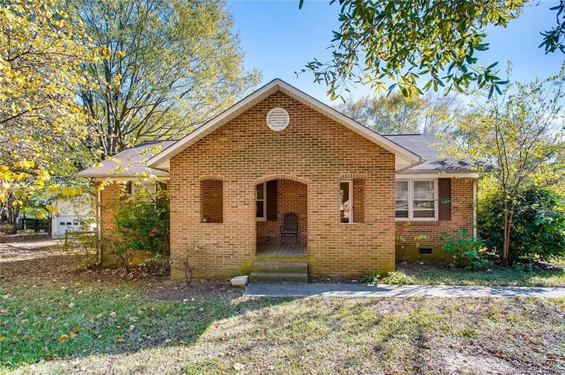 15314 Catawba Cir, Matthews, NC 28104